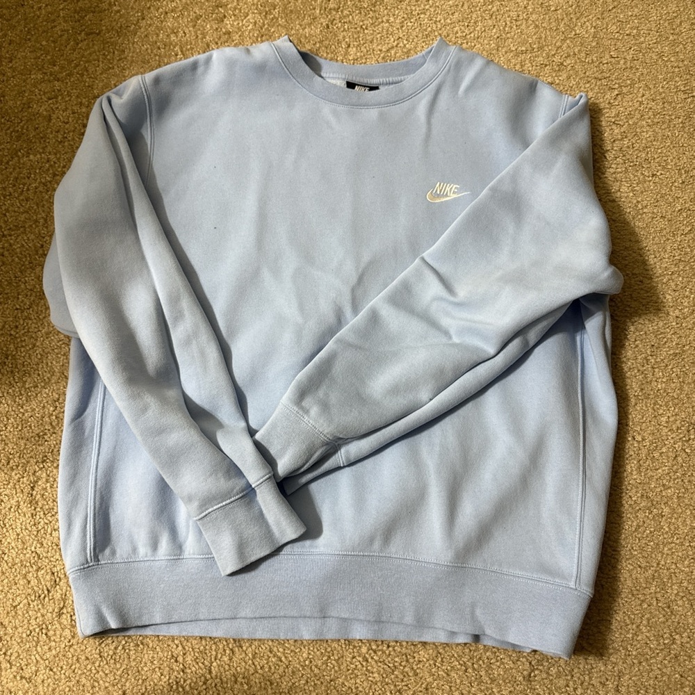 Nike Crewneck + Sweaters with Iconic Swoosh (3) all Large